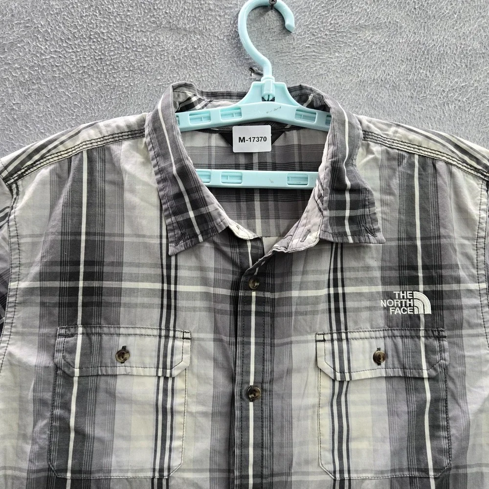 The North Face Men Button Up Shirt XL Gray Logo Embroidery Plaid Outdoor